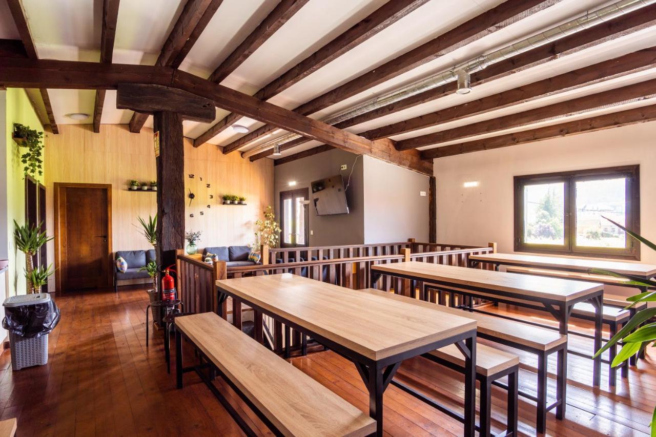 Albergue Gbc Caldas Caldas De Reis Dış mekan fotoğraf